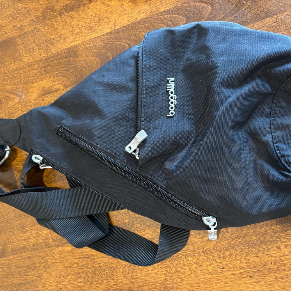 Baggallini Black Belt Bag